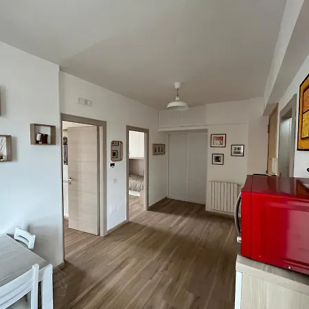 Lejlighed Tiburtina Family